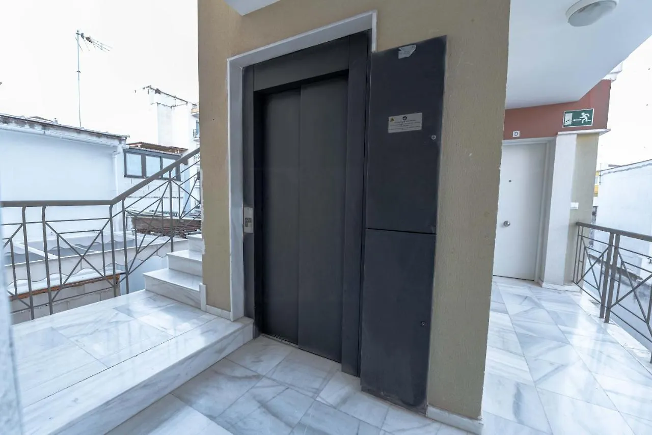 Modern Studio With Private Rooftop Terrace By Rems Málaga Apartment