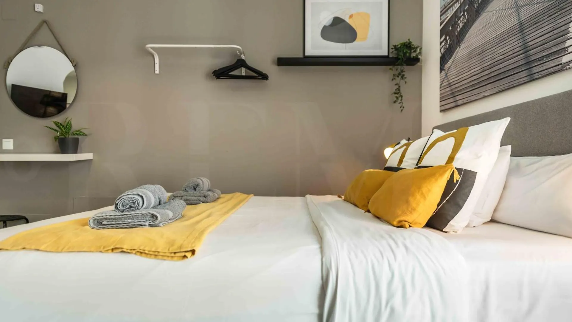 Apartment Modern Studio With Private Rooftop Terrace By Rems Málaga
