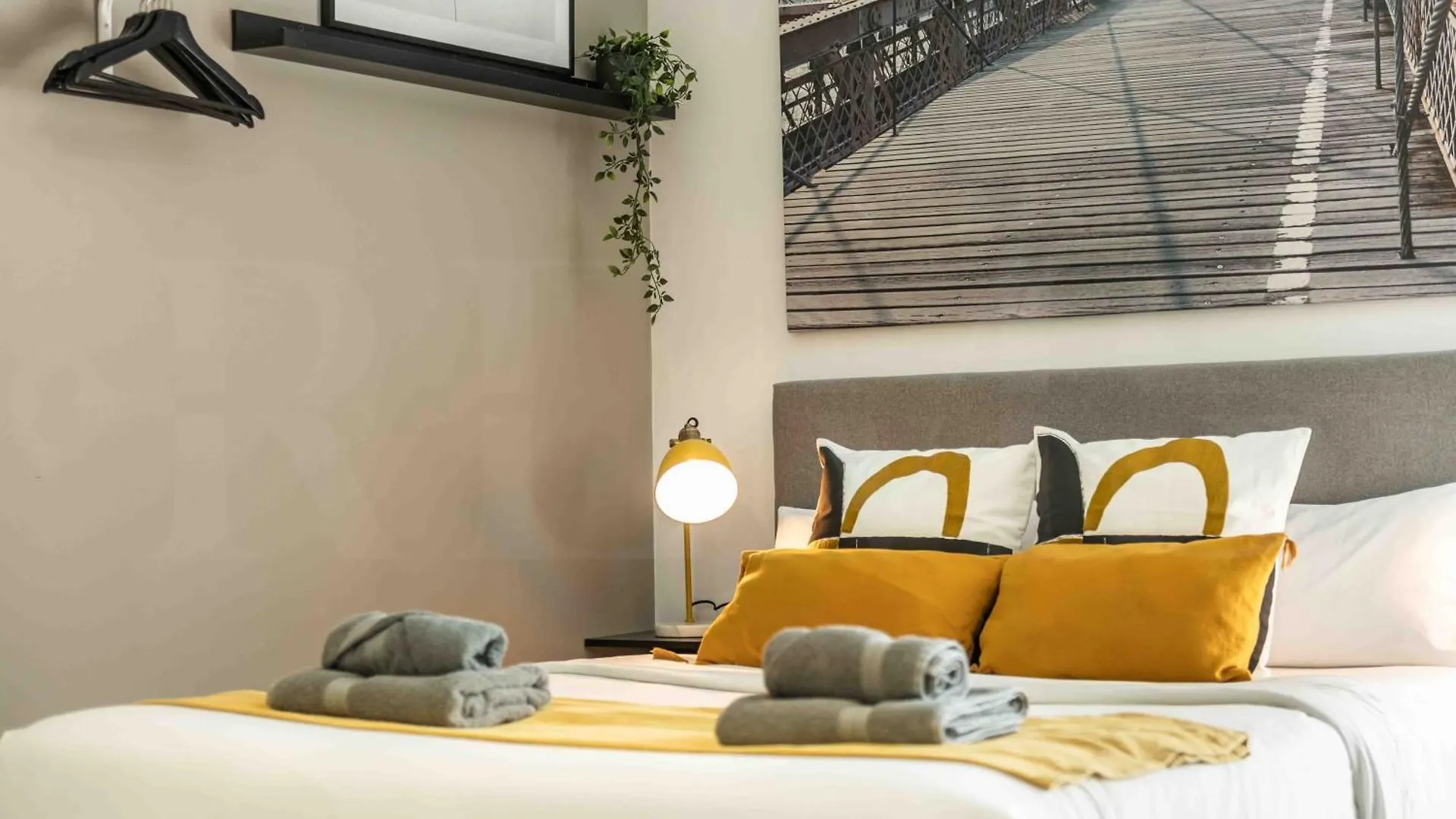 Modern Studio With Private Rooftop Terrace By Rems Málaga Spanien