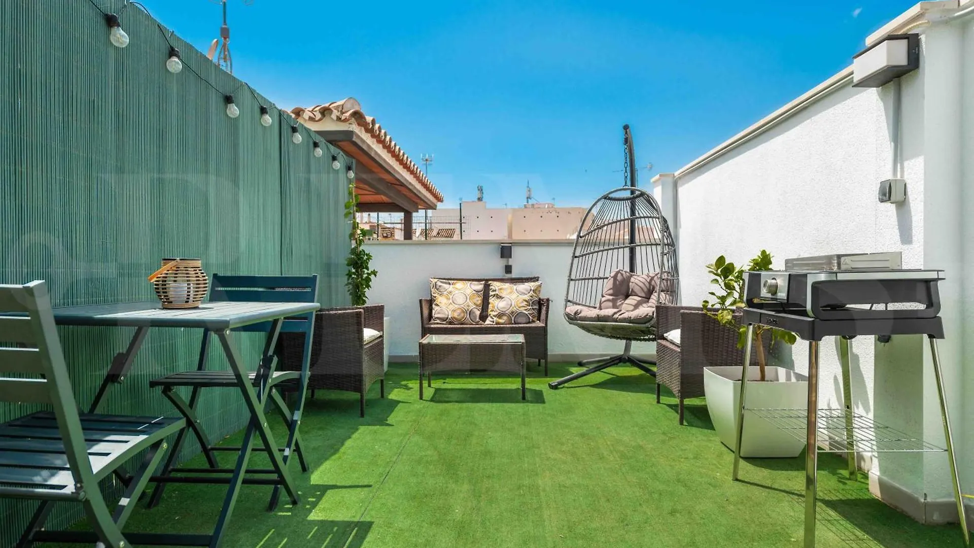 Apartment Modern Studio With Private Rooftop Terrace By Rems Málaga